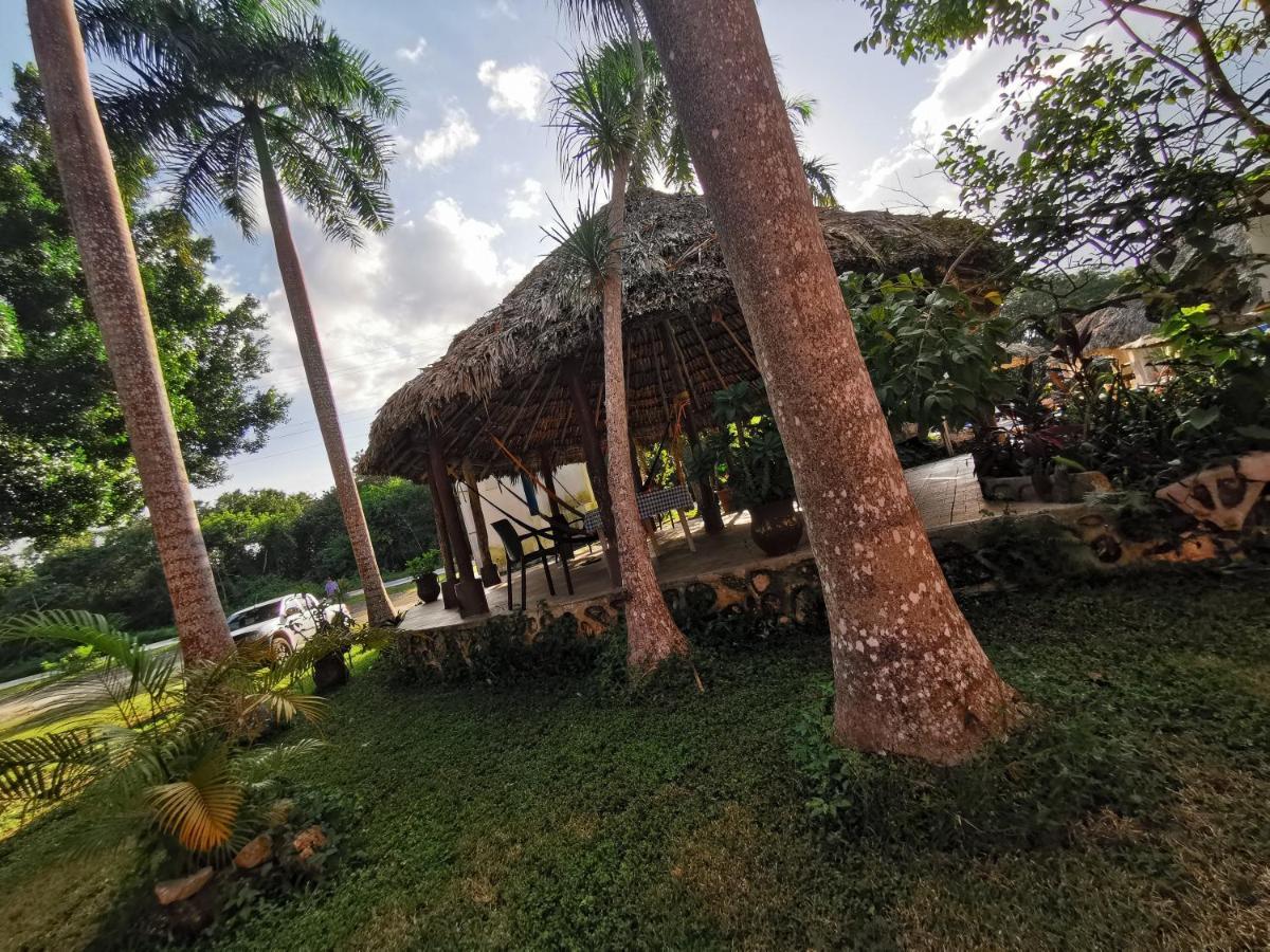 Hotel Doralba Inn Chichen Exterior photo